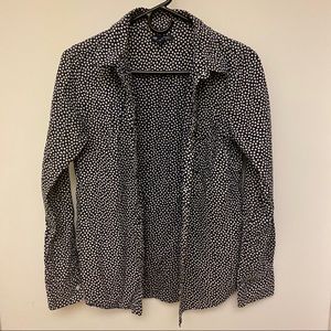 Gap Hearts boyfriend fit button down shirt